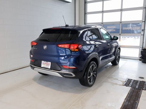Used 2023 Buick Encore GX Select image 3