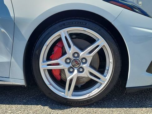 Used 2022 Chevrolet Corvette Stingray Premium Cpe w/ Z51 Performance Package RWD image 6