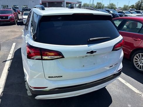 Used 2022 Chevrolet Equinox RS AWD/4WD image 5