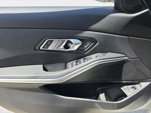 Used 2021 BMW 330e w/ Driving Assistance Package RWD image 20