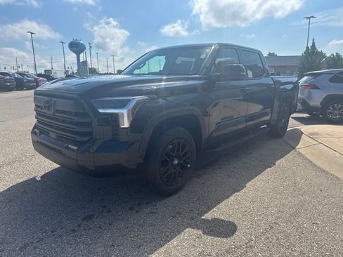 New 2026 Toyota Tundra Limited AWD/4WD image 3