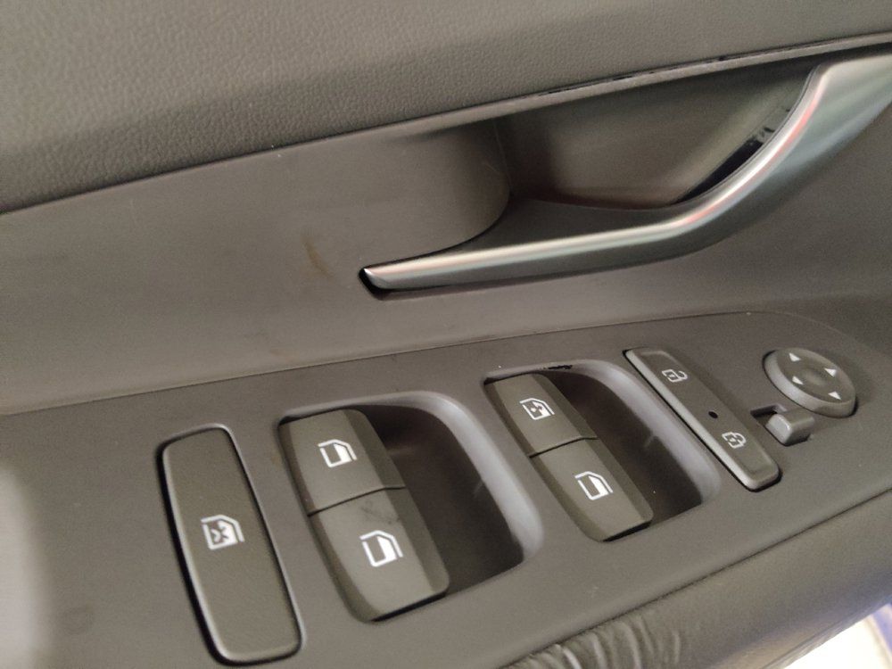Used 2021 Hyundai Elantra SEL FWD image 27