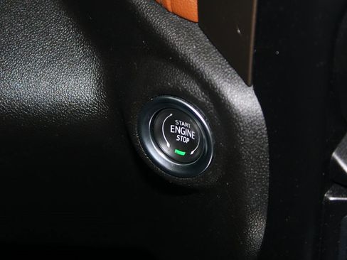 Used 2023 Chevrolet Silverado 3500 High Country image 24