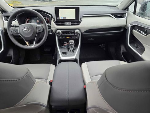 Certified 2025 Toyota RAV4 XLE Premium image 21