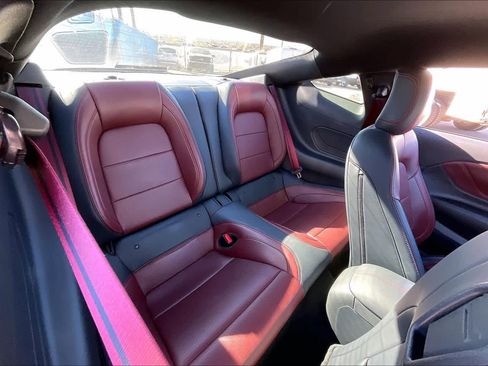 Used 2025 Ford Mustang Premium image 19