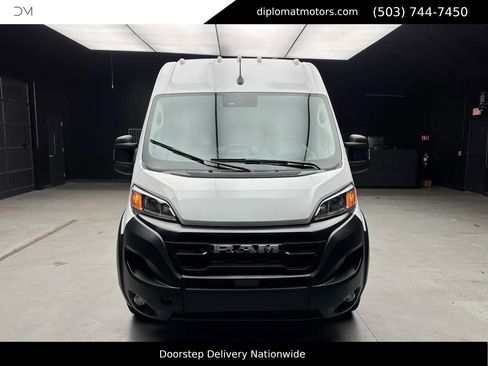 Used 2026 RAM ProMaster 2500 w/ Convenience Group image 10