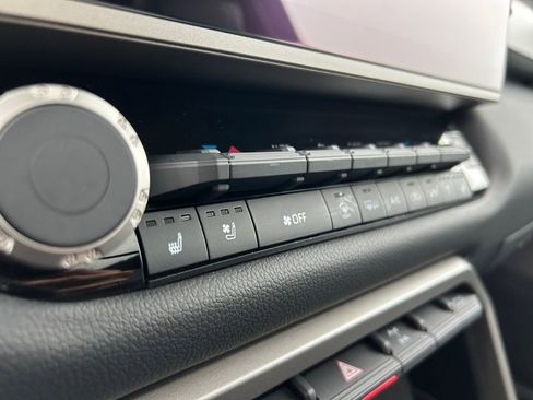 Used 2025 Toyota Tundra Limited w/ TRD Off-Road Package image 36