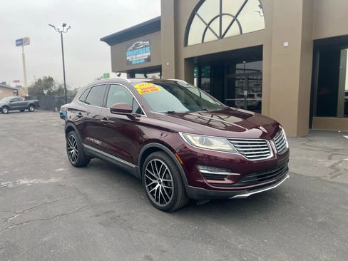 Used 2017 Lincoln MKC Select w/ Select Plus Package image 1