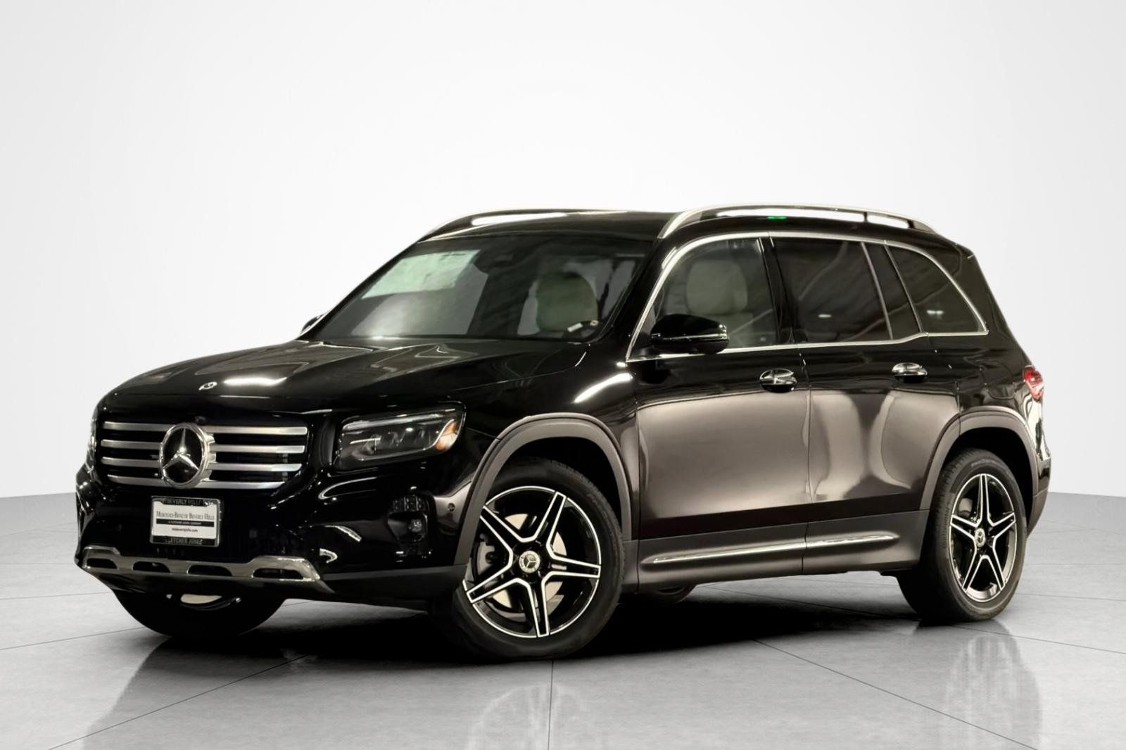 New 2026 Mercedes-Benz GLB 250 image 1
