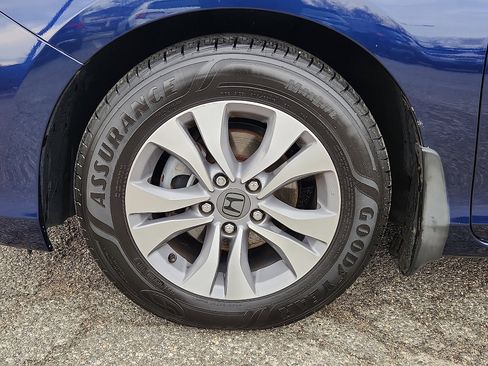 Used 2014 Honda Accord LX image 8