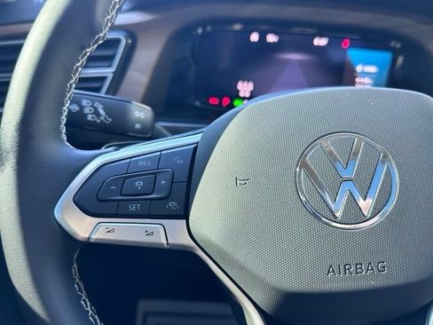 Used 2026 Volkswagen Atlas SE w/ Panoramic Sunroof Package FWD image 22