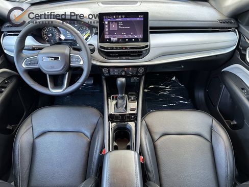 Used 2025 Jeep Compass Limited AWD/4WD image 15