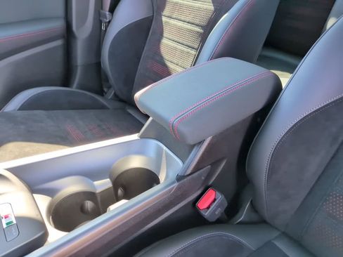 Used 2024 Alfa Romeo Tonale Veloce w/ Active Assist Package image 29