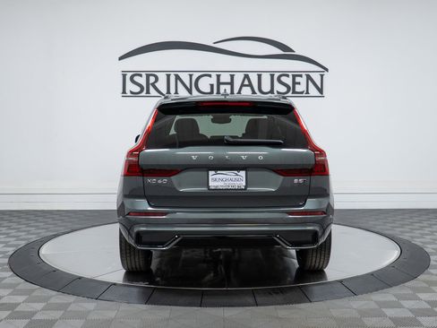 New 2026 Volvo XC60 B5 Plus w/ Climate Package image 6