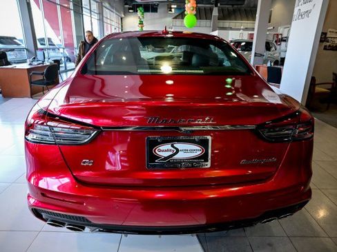 Used 2024 Maserati Quattroporte Modena Ultima Q4 image 6