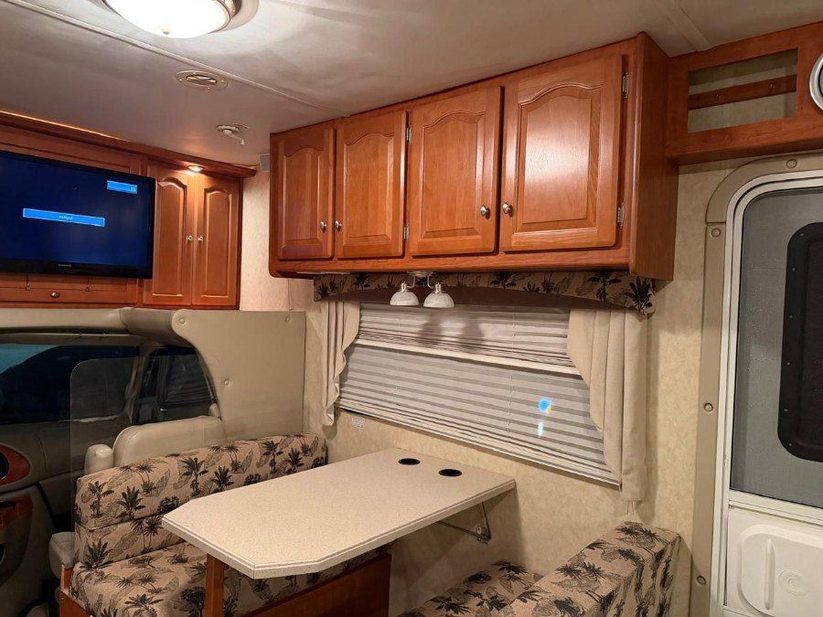 Used 2006 Ford E-450 and Econoline 450 RWD image 21