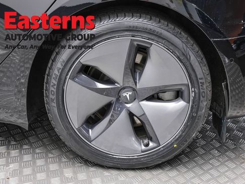Used 2018 Tesla Model 3 Long Range AWD/4WD image 8