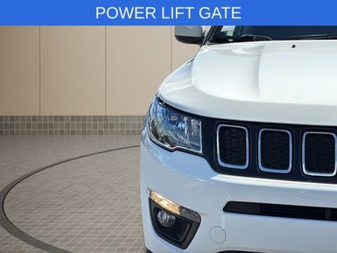 Used 2019 Jeep Compass Latitude w/ Popular Equipment Group image 10