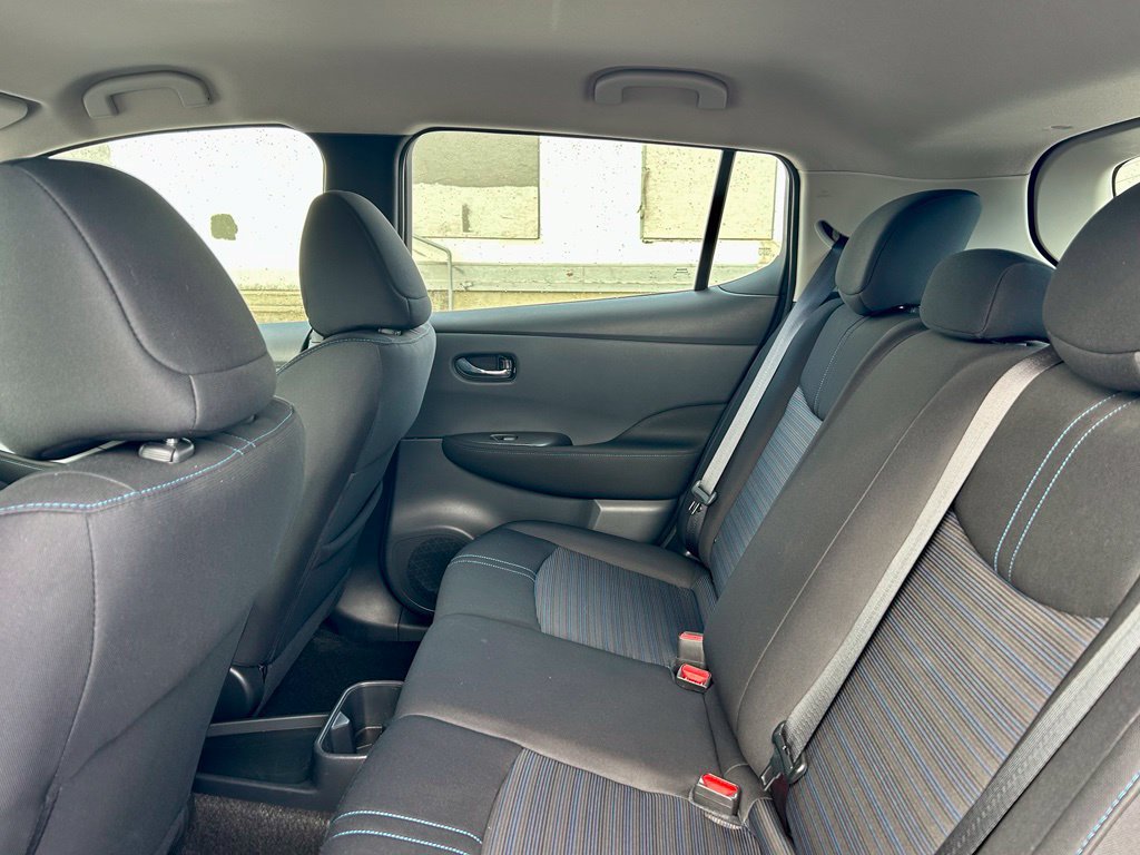 Used 2025 Nissan Leaf S FWD image 12