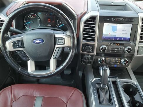 Used 2019 Ford F150 Platinum w/ Equipment Group 701A Luxury AWD/4WD image 9