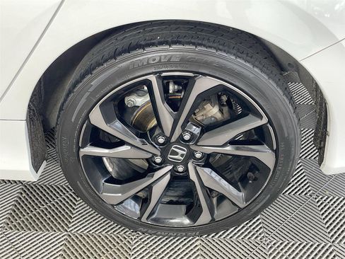 Used 2019 Honda Civic Sport image 32