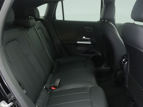 New 2026 Mercedes-Benz GLA 250 image 8