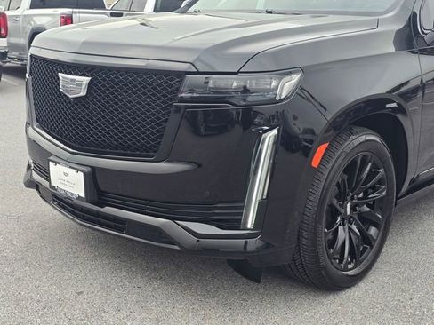 Used 2024 Cadillac Escalade Sport w/ LPO, ONYX Package RWD image 11