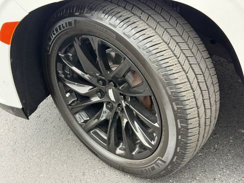 Certified 2023 Cadillac Escalade ESV Sport Platinum w/ LPO, ONYX Package AWD/4WD image 39