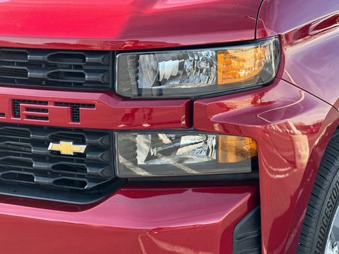 Used 2021 Chevrolet Silverado 1500 Custom image 49