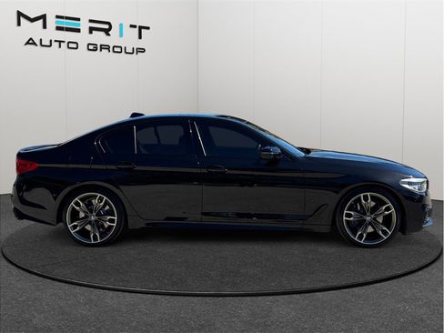 Used 2020 BMW M550i xDrive w/ Executive Package image 10