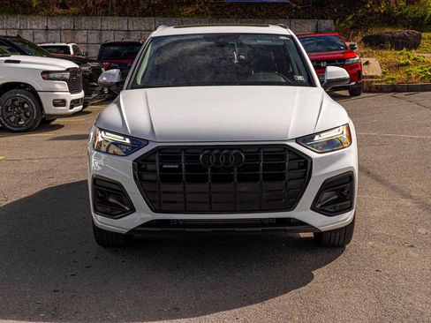 Used 2025 Audi Q5 2.0T Premium image 2