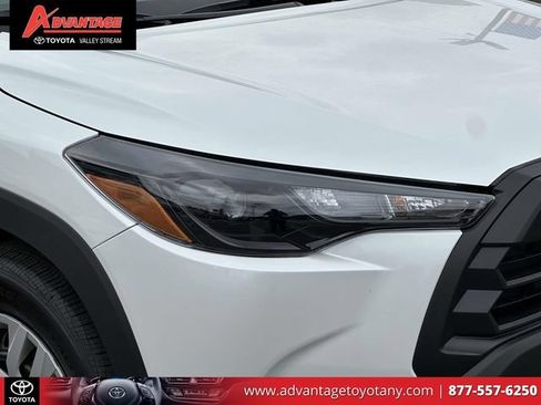 Certified 2026 Toyota Corolla Cross L FWD image 13