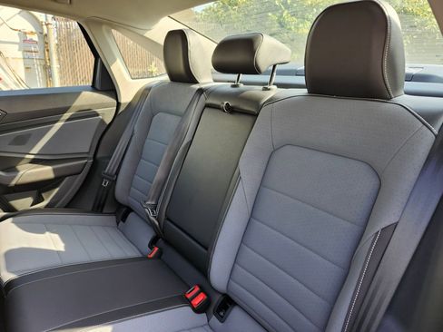 New 2025 Volkswagen Jetta SE image 15