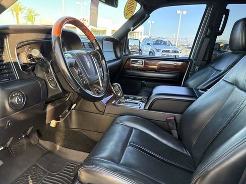 Used 2016 Lincoln Navigator Select AWD/4WD image 26
