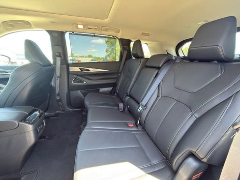 Certified 2026 INFINITI QX60 Luxe w/ Cargo Package AWD/4WD image 17
