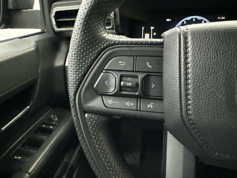 Used 2024 Toyota Tacoma SR5 AWD/4WD image 24