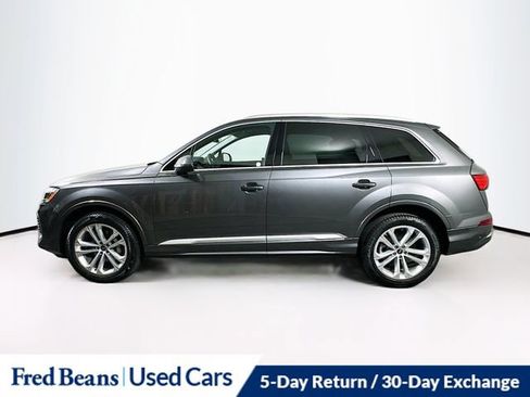 Used 2025 Audi Q7 2.0T Premium w/ Convenience Package image 4