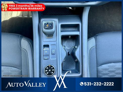 Used 2024 Nissan Pathfinder S image 32