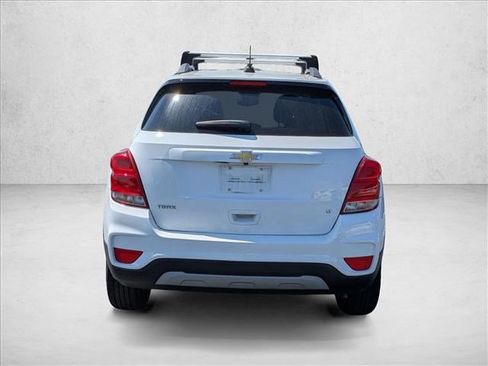 Used 2020 Chevrolet Trax LT FWD image 6