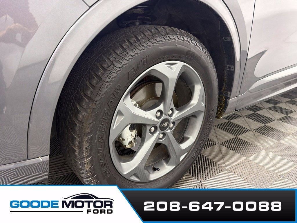 Used 2023 Ford Escape ST-Line w/ Tech Pack #1 AWD/4WD image 24