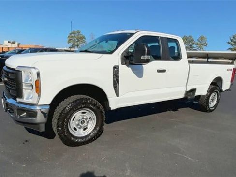 Used 2024 Ford F250 XL w/ XL Off-Road Package AWD/4WD image 7