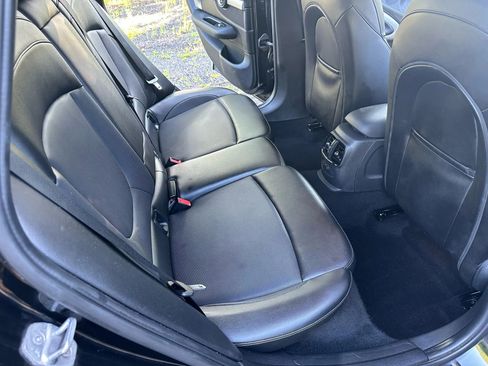 Used 2016 MINI Cooper Clubman image 19