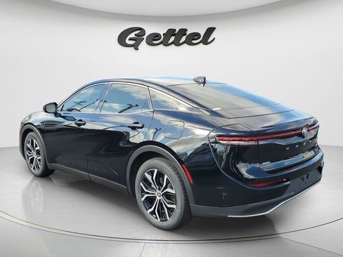 Used 2023 Toyota Crown Limited image 14