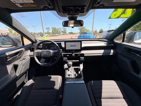 Used 2026 Toyota RAV4 SE AWD/4WD image 11