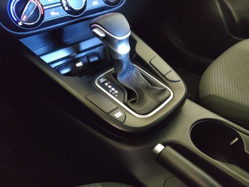 Used 2023 Kia Soul LX w/ LX Technology Package image 26