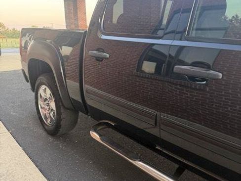 Used 2009 GMC Sierra 1500 SLE w/ Power Pack Plus AWD/4WD image 6