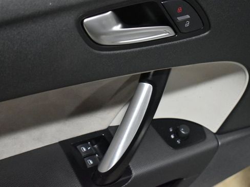 Used 2008 Audi TT 2.0T w/ Premium Pkg image 39