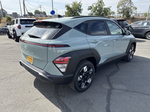 Used 2024 Hyundai Kona SEL FWD image 7