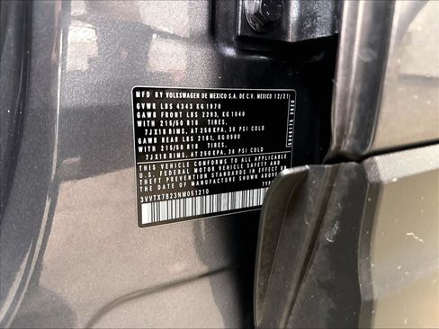 Used 2022 Volkswagen Taos SE FWD image 21