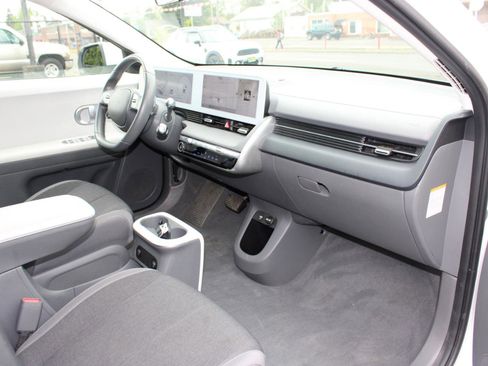 Used 2024 Hyundai Ioniq 5 SE RWD image 15